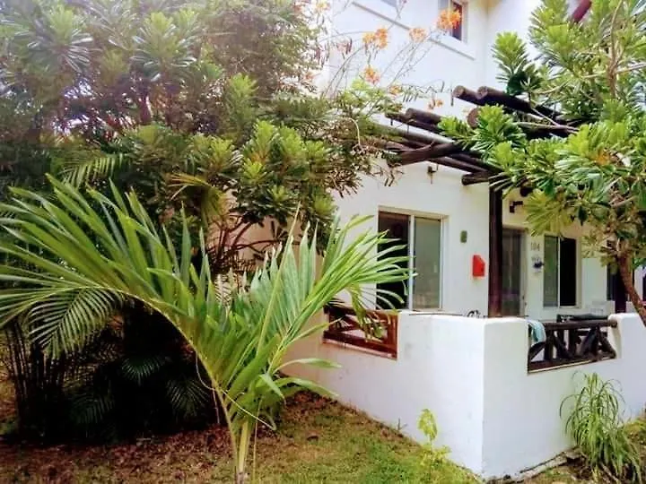 Casa Los Mikeles Playa del Carmen Guest house