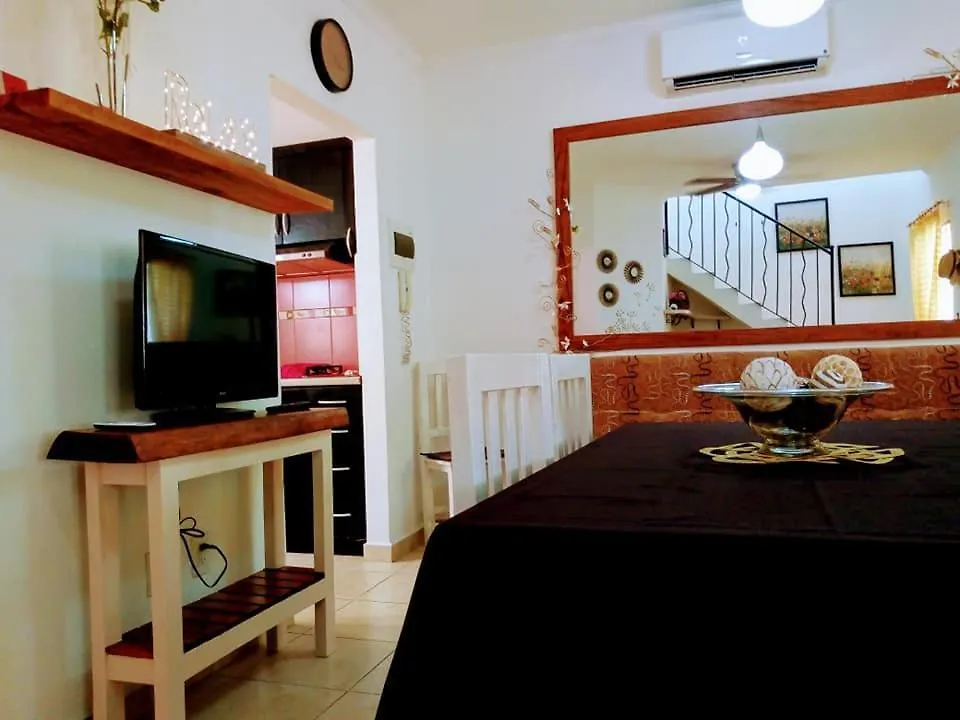 Casa Los Mikeles Playa del Carmen Guest house