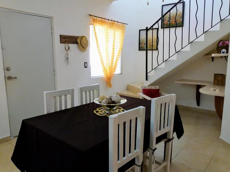 Guest house Casa Los Mikeles Playa del Carmen Mexico